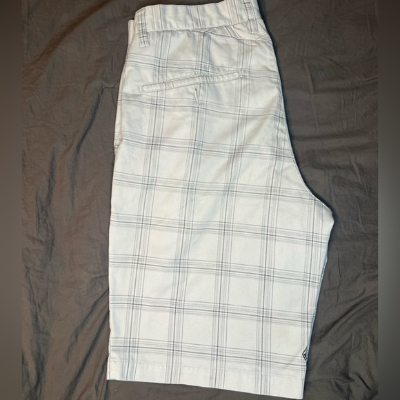 Volcom Frickin Plaid 22in shorts size 32 - Picture 4 of 6
